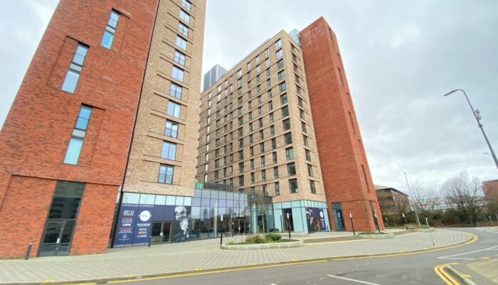 Wharf End, Trafford Park