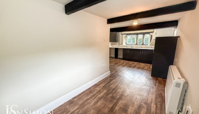 Bolton Road, Hawkshaw