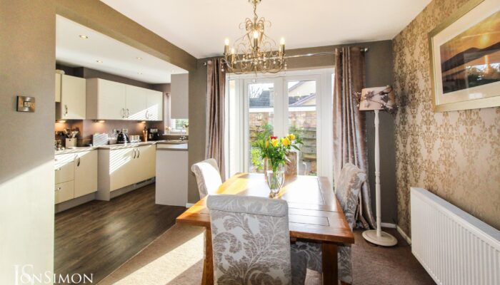 Station Road, Greenmount