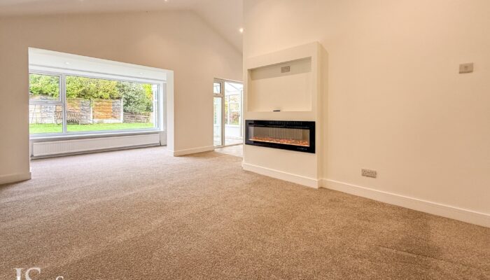 Treetops Avenue, Ramsbottom
