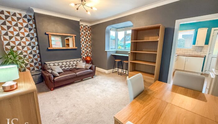 Southfield Road, Holcombe Brook