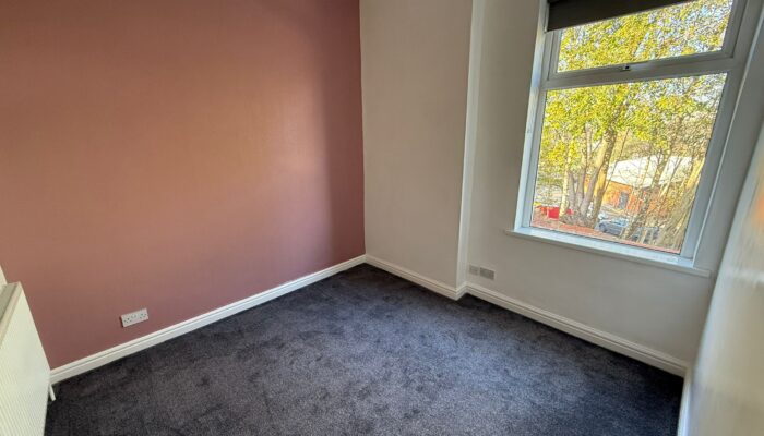 James Street North, Radcliffe