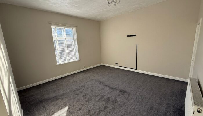 James Street North, Radcliffe