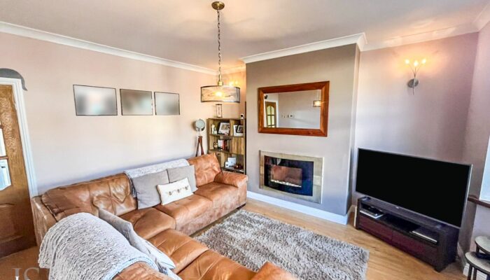 Hampton Grove, Limefield