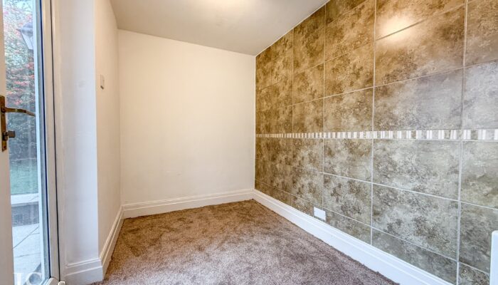 Bradshaw Brow, Bradshaw