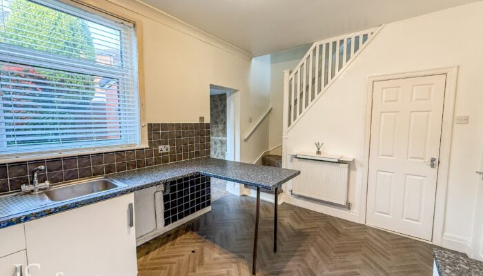 Bradshaw Brow, Bradshaw