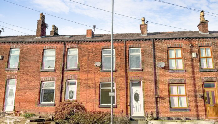 Bradshaw Brow, Bradshaw