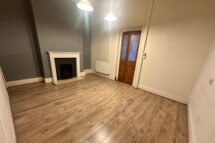 East Street, Radcliffe