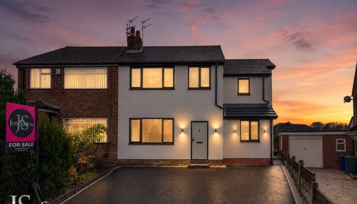 Greenside Drive, Greenmount