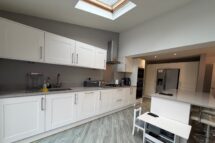 Hutchinson Way, Radcliffe