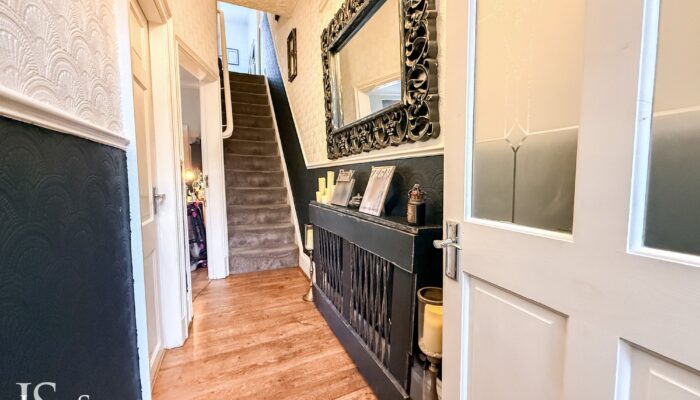 New George Street, Elton