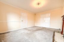 Eden Court, Ramsbottom