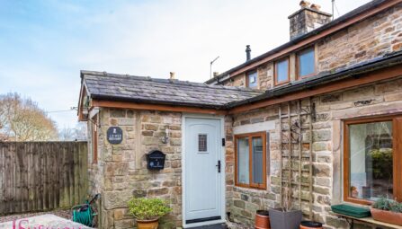 Redisher Lane, Hawkshaw