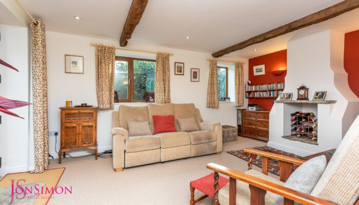 Redisher Lane, Hawkshaw