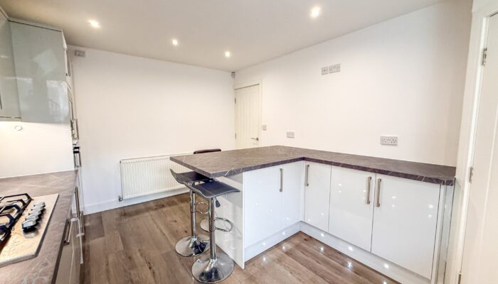 East View, Summerseat