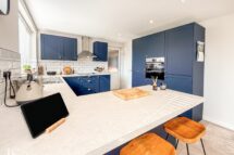 Mosley Avenue, Holcombe Brook