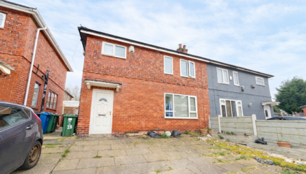 Woodley Avenue, Radcliffe