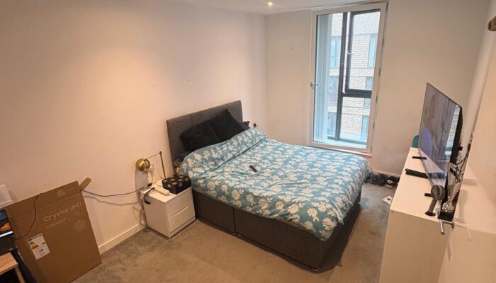 Wharf End, Trafford Park