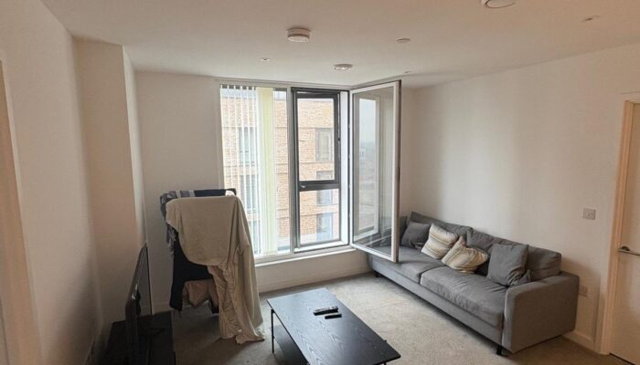 Wharf End, Trafford Park