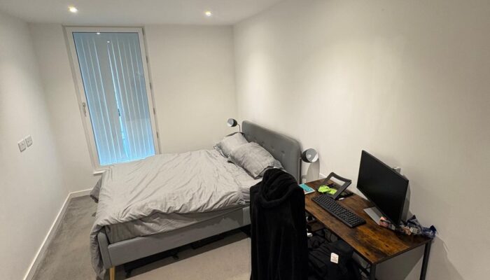 Wharf End, Trafford Park