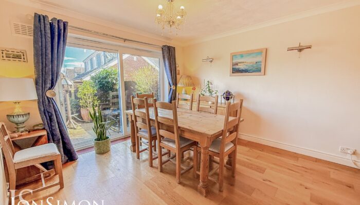 Balmoral Close, Greenmount