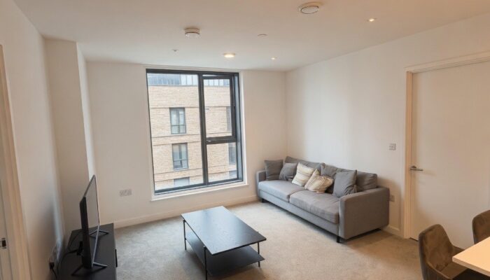 Wharf End, Trafford Park