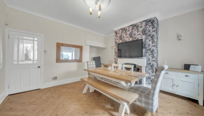 Hambledon Terrace, Higham