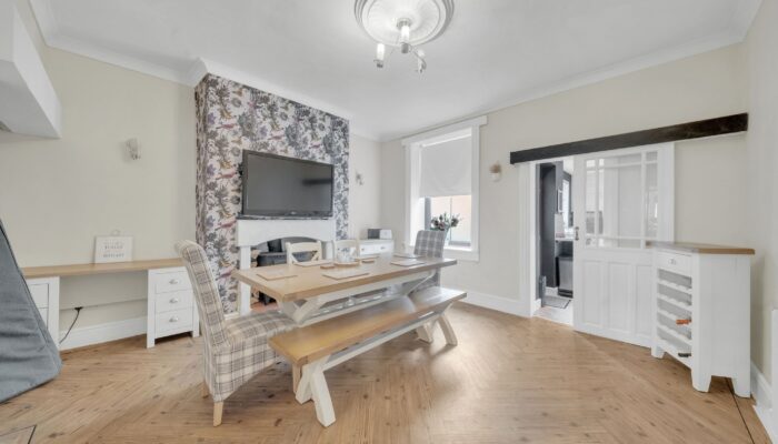 Hambledon Terrace, Higham