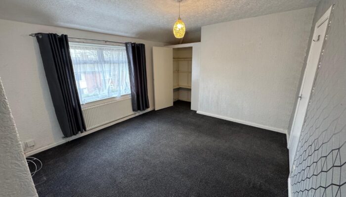 Queen Street, Radcliffe