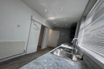 Queen Street, Radcliffe