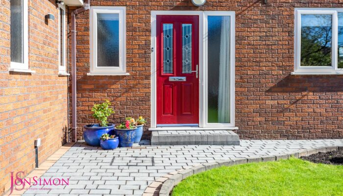 Mayfield Close, Holcombe Brook