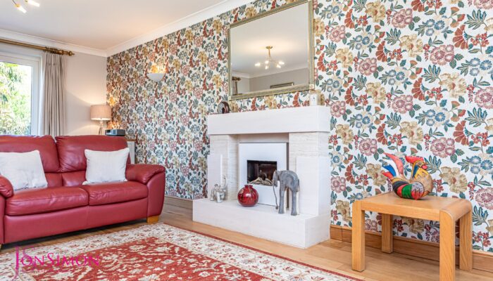 Mayfield Close, Holcombe Brook