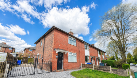 Queen Street, Radcliffe