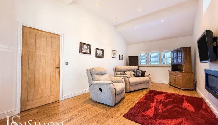 Peel View, Tottington