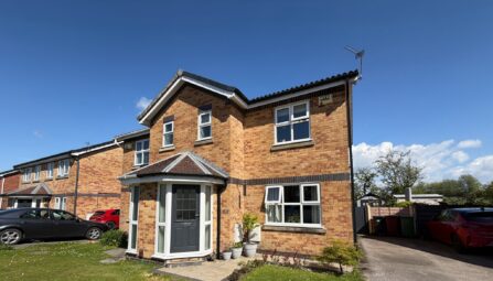 Haseley Close, Radcliffe