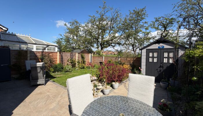 Haseley Close, Radcliffe
