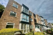 Daisyfield Court