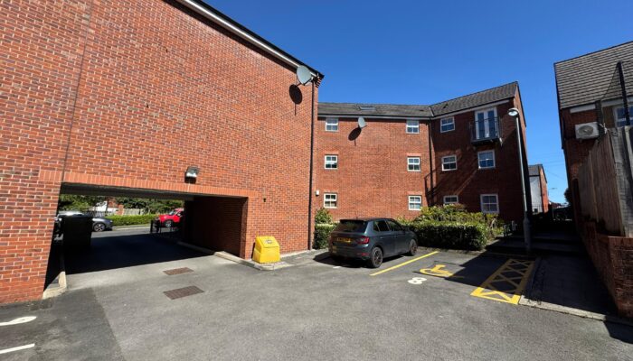 Stonemere Drive, Radcliffe