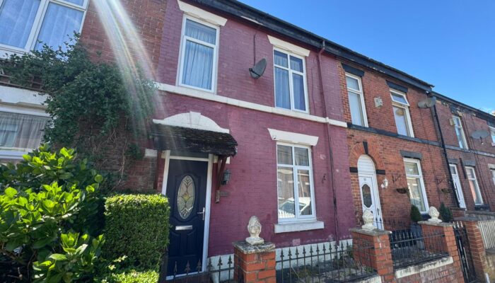 Victoria Street, Radcliffe