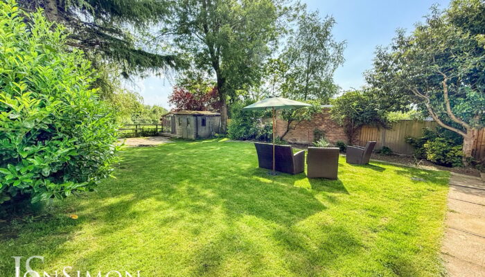 Fernview Drive, Holcombe Brook