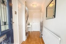 Oakham Close, Brandlesholme