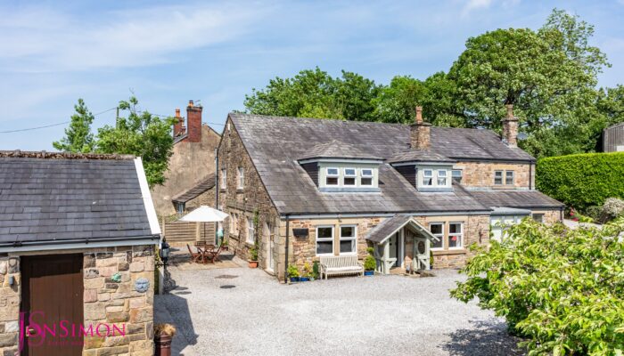 Croichley Fold, Hawkshaw
