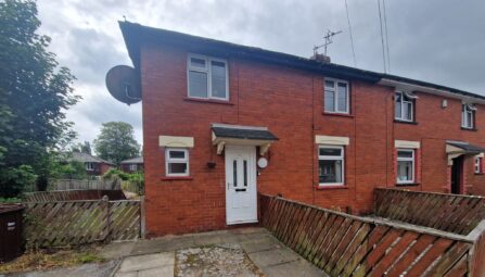 Borough Avenue, Radcliffe