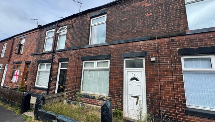Victoria Street, Radcliffe