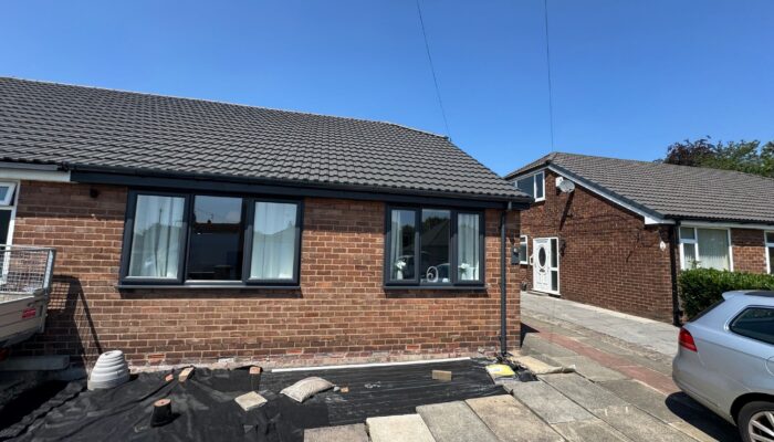 Lynton Lea, Radcliffe