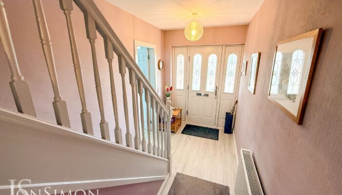 Balmoral Close, Greenmount