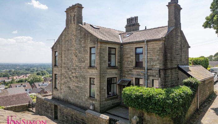 Lumb Carr Road, Holcombe