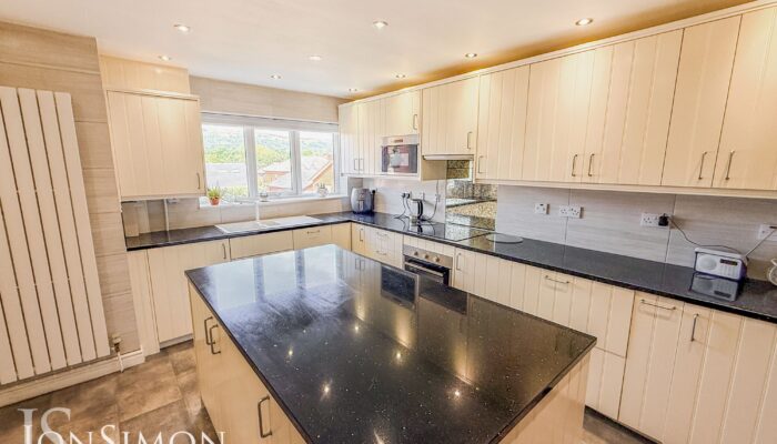 Maple Grove, Ramsbottom