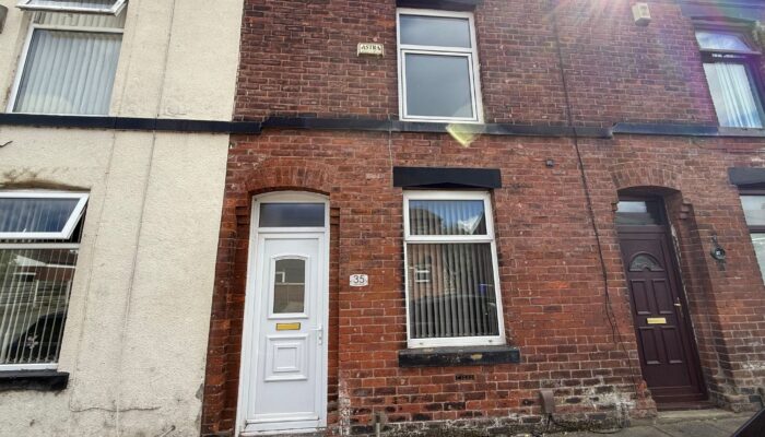 Allen Street, Radcliffe