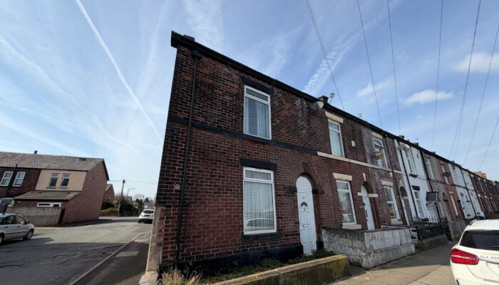 Eton Hill Road, Radcliffe